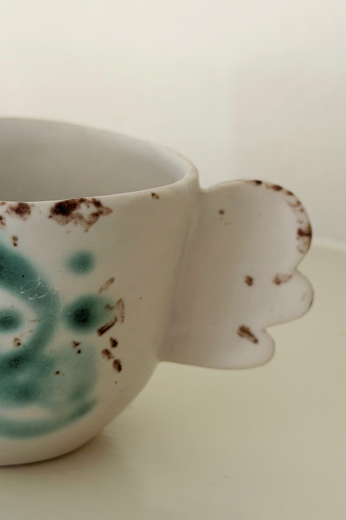 Green Swirl Wing Cup